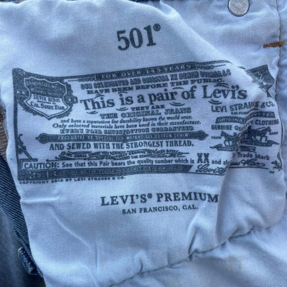 Levi's 501®  High-Rise Shorts - Picture 6 of 7